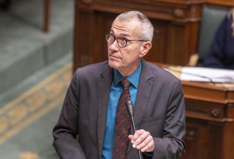 Réforme du paysage hospitalier: Vandenbroucke interpellé à la Chambre 
